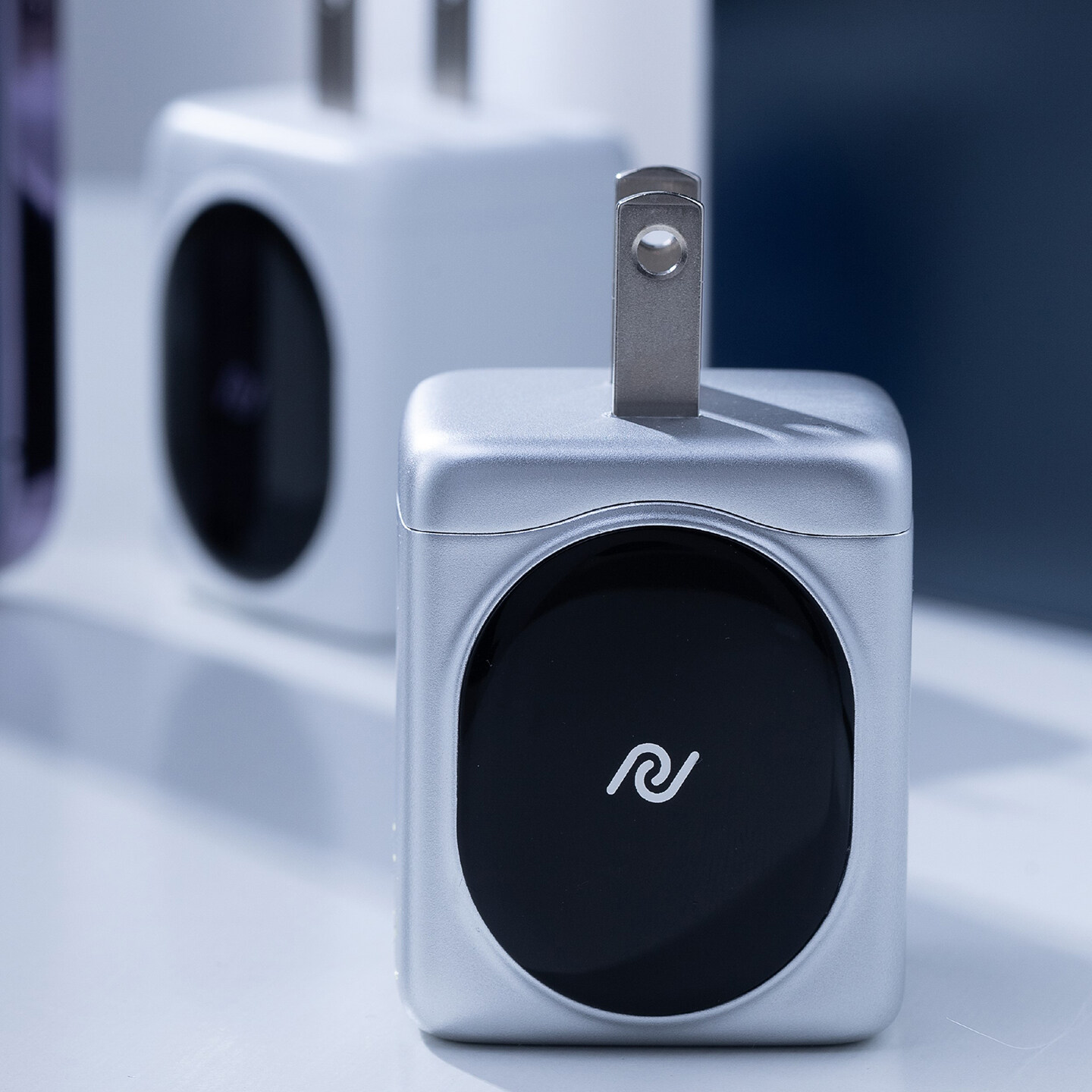 氮化镓充电器设计-博兰得65W氮化镓快速充电器